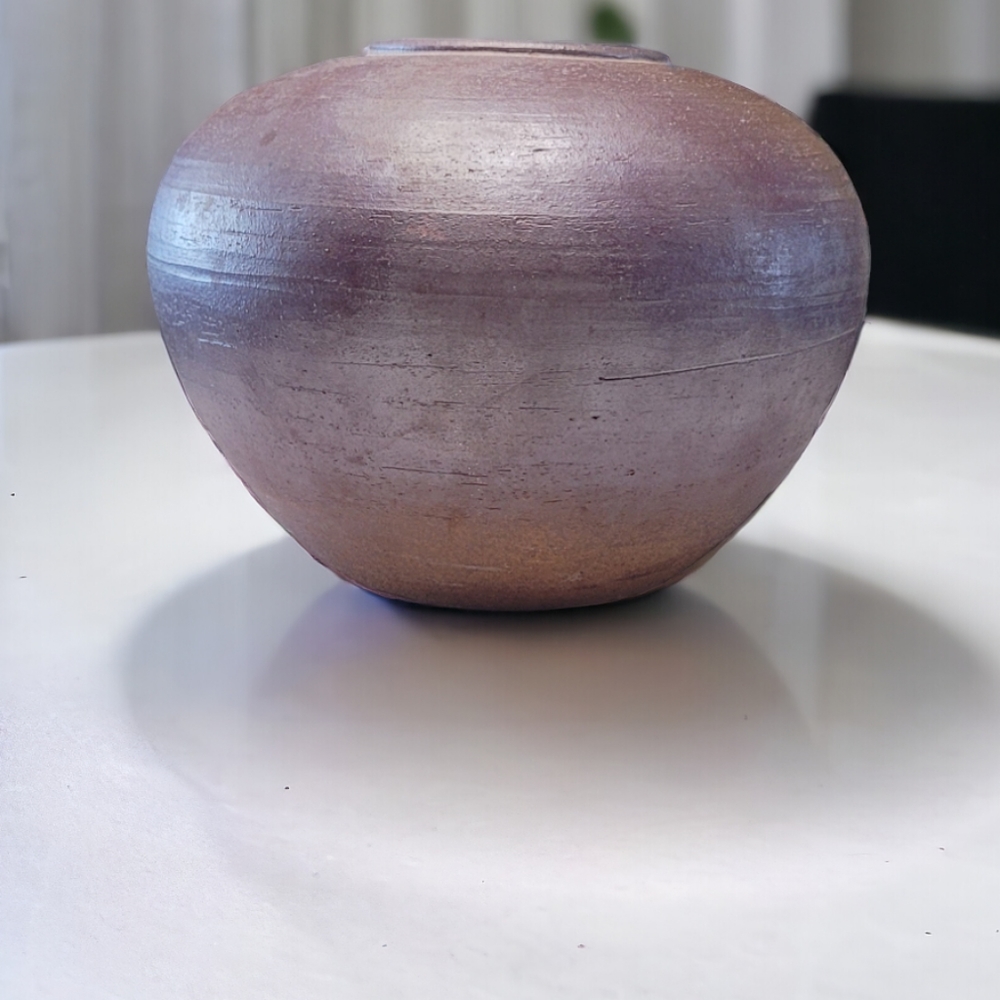 Small Handmade Vase - Picture 2 of 14